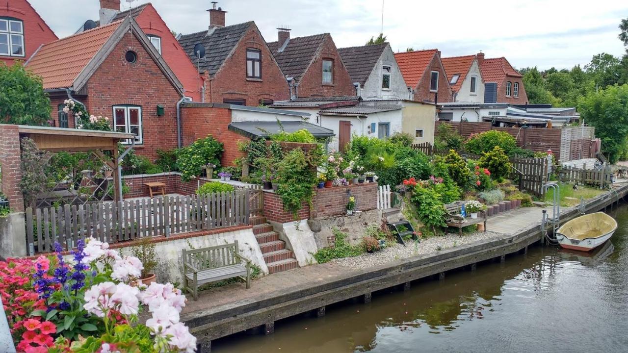 Jugendherberge Friedrichstadt Zewnętrze zdjęcie